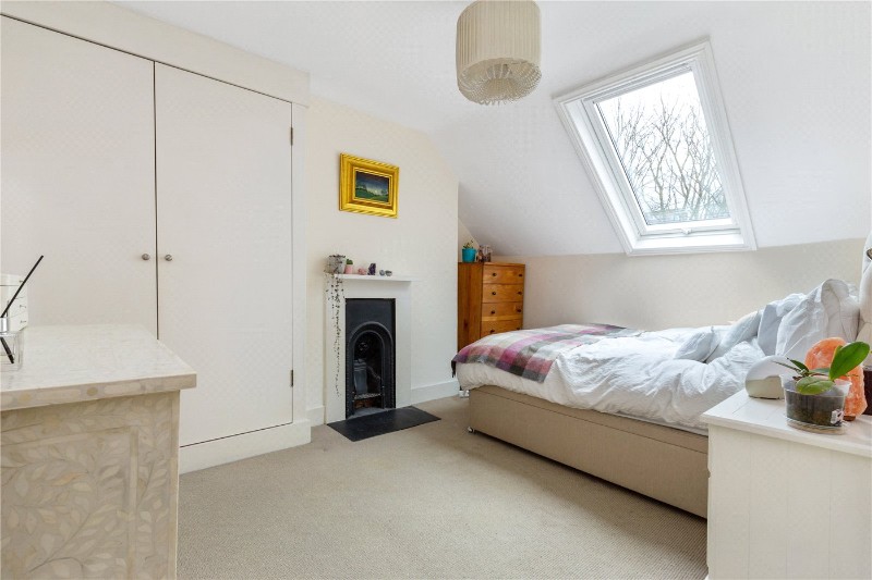 Werter Road, London, SW15