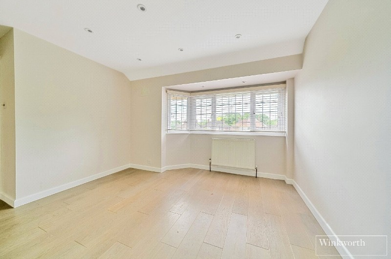 Bagshot Green, Bagshot, GU19