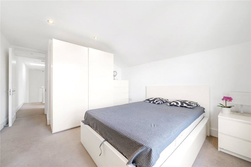 Amott Road, Peckham Rye, London, SE15