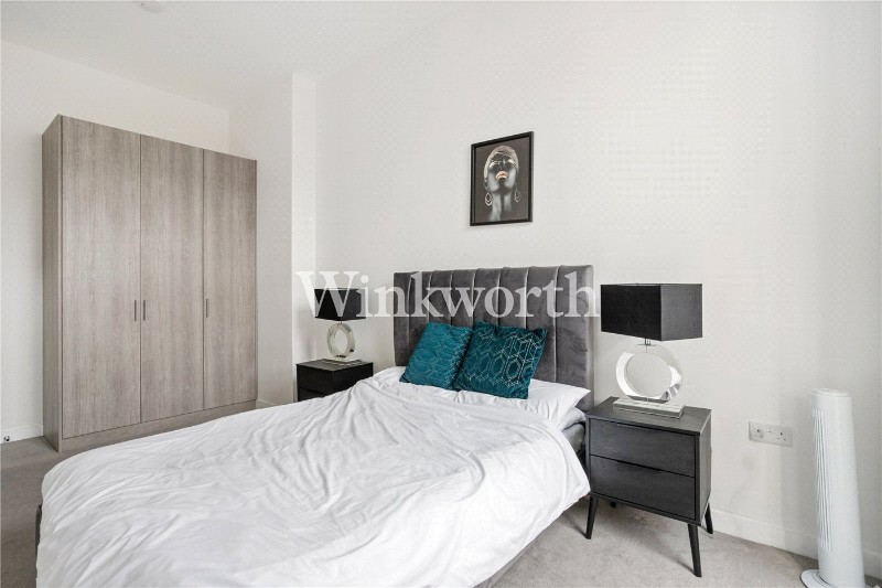Frobisher Road, London, N8