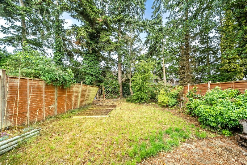 Mandarin Drive, Newbury, Berkshire, RG14