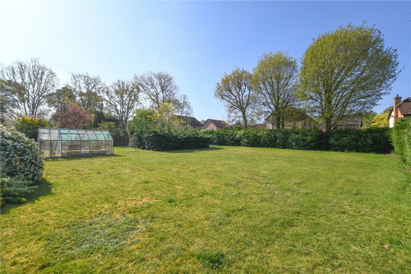 Barkham Ride, Finchampstead, Wokingham, Berkshire, RG40