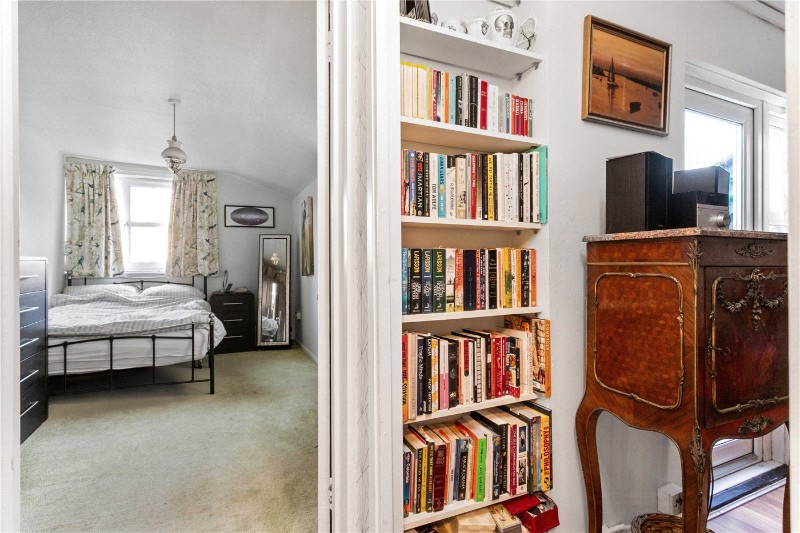 Vulcan Way, London, N7