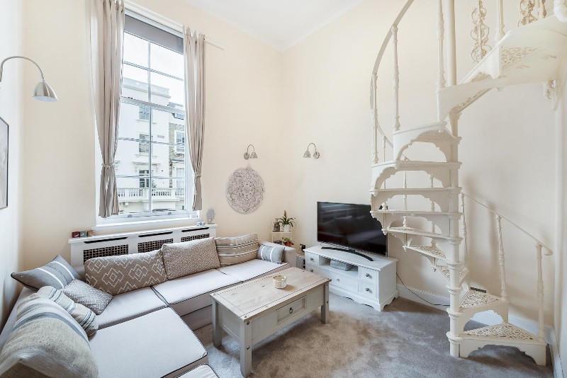 Gloucester Street, London, SW1V