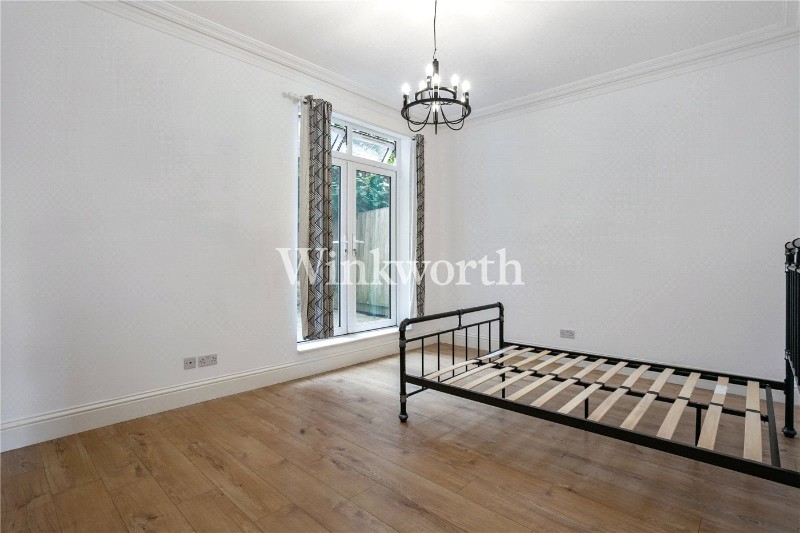 St Albans Crescent, London, N22