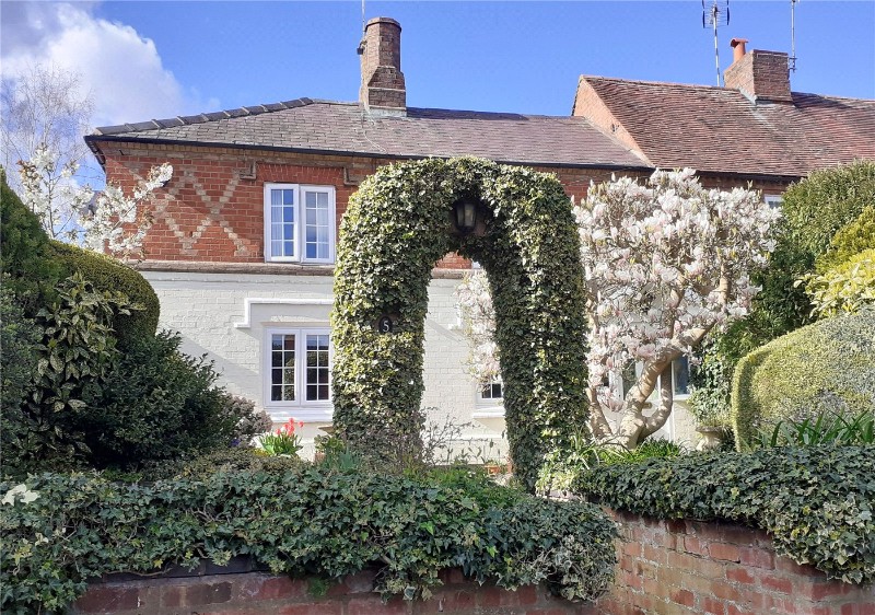 Kings Lane, Snitterfield, Stratford-upon-Avon, Warwickshire, CV37