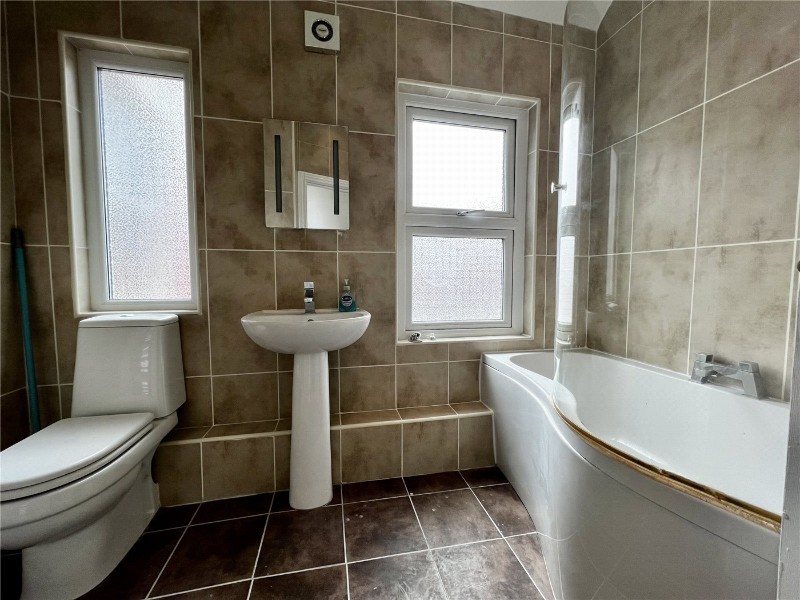 Bostock Avenue, Abington, Northampton, NN1