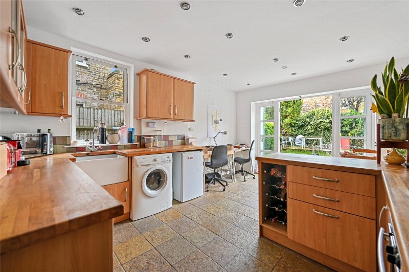 Hartswood Road, London, W12