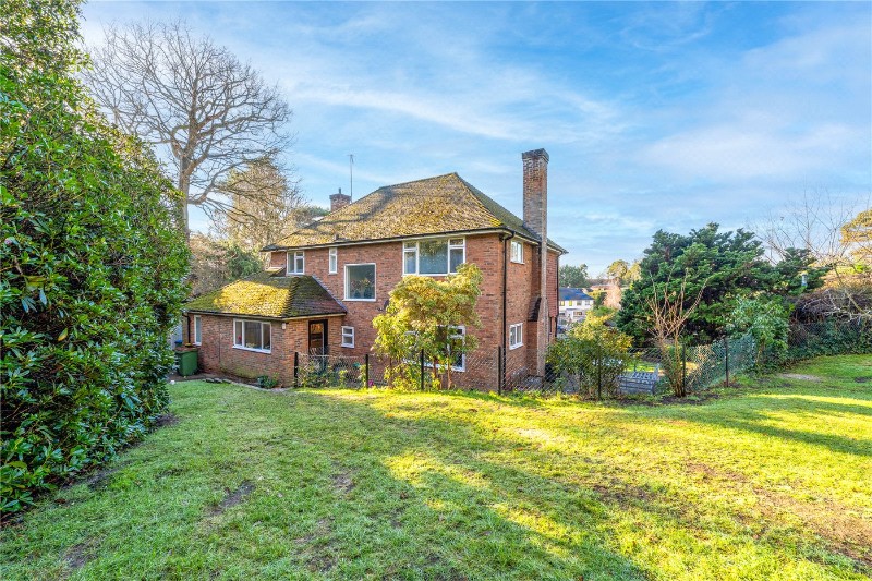 Kingswood Close, Weybridge, Surrey, KT13