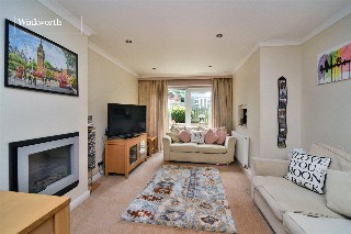 Clarkes Avenue, Worcester Park, KT4