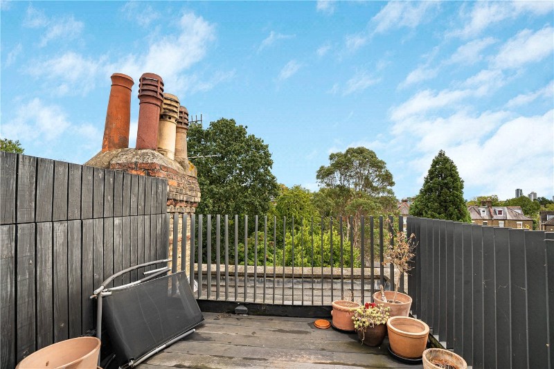 Ferme Park Road, London, N4