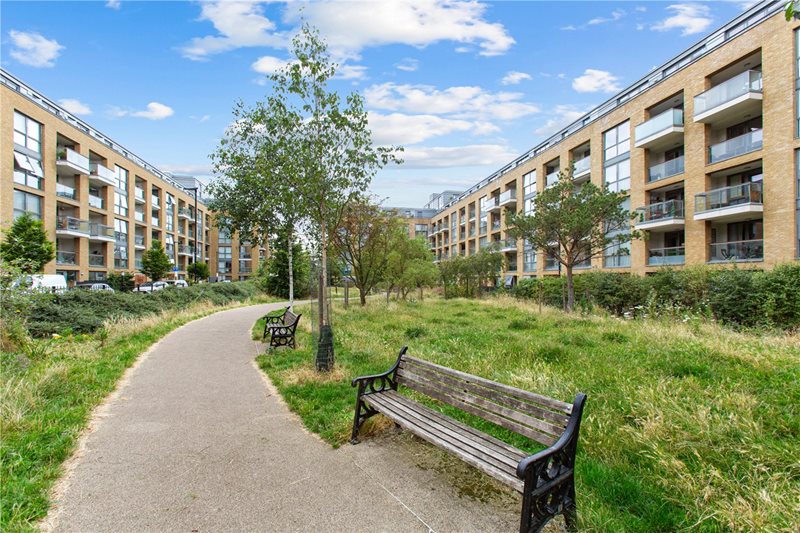 Canalside Square, London, N1