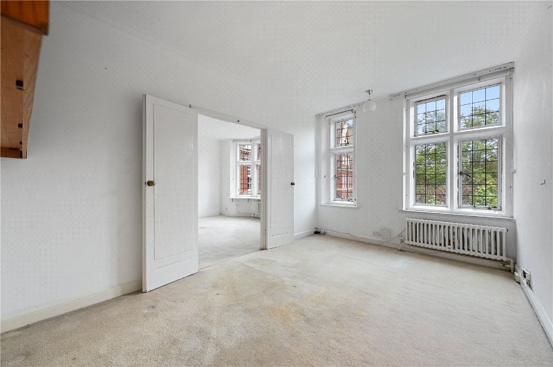 Queen Square, London, WC1N