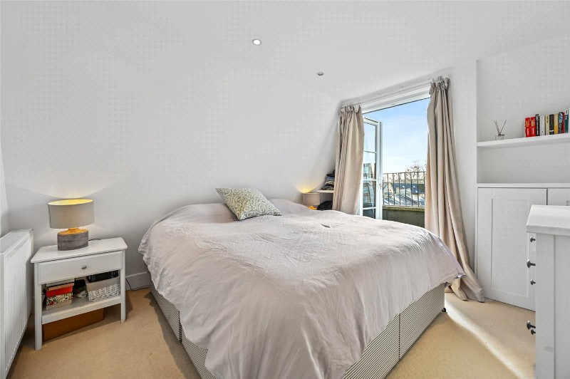 Keith Grove, London, W12