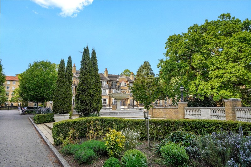 Chapman Square, London, SW19