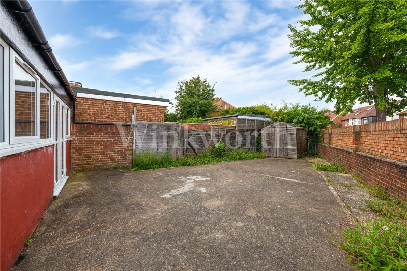 Pennine Drive, London, NW2