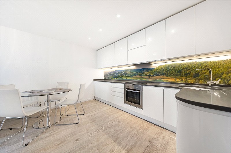 Ealing Road, Brentford, TW8