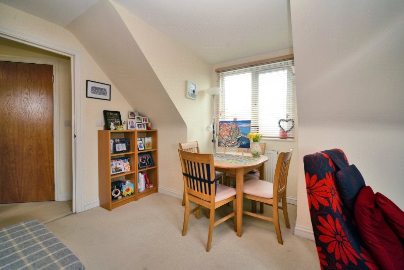 Colborne Way, Worcester Park, KT4