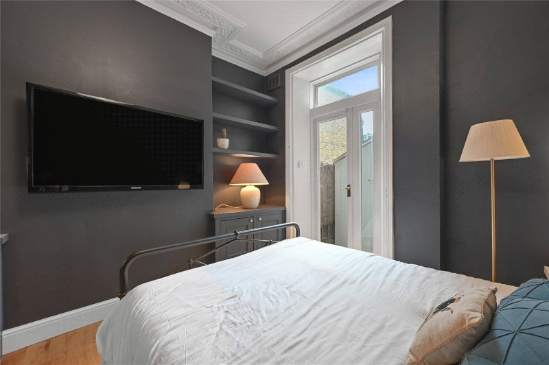 Bloemfontein Avenue, London, W12