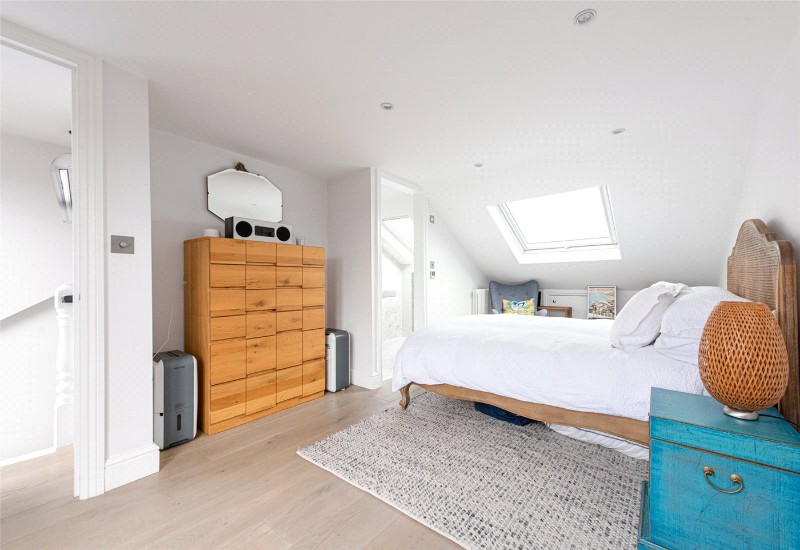 College Road, London, NW10