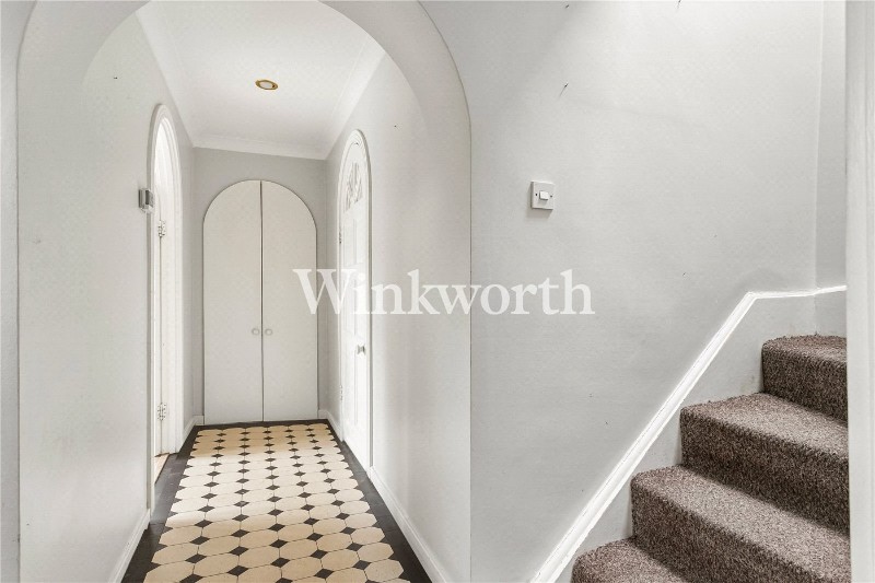 Derwent Road, London, N13