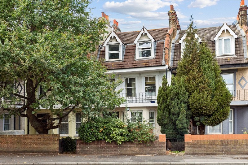London Road, Mitcham, CR4