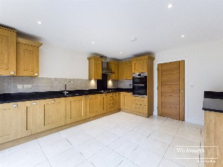 Haden Square, Reading, Berkshire, RG1
