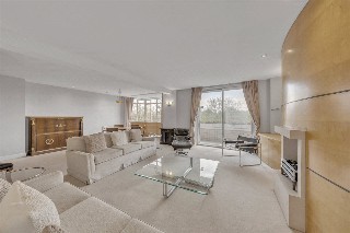 St James Close, St John&#39;s Wood, London, NW8