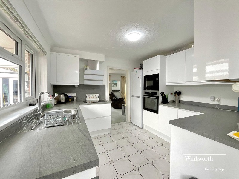 Chewton Common Road, Highcliffe, Christchurch, Dorset, BH23