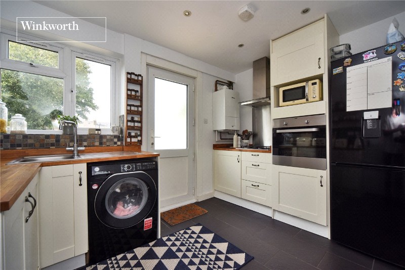 Brinkley Road, Worcester Park, KT4