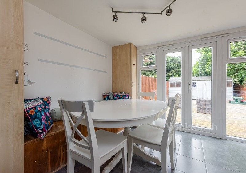 Holland Road, London, NW10