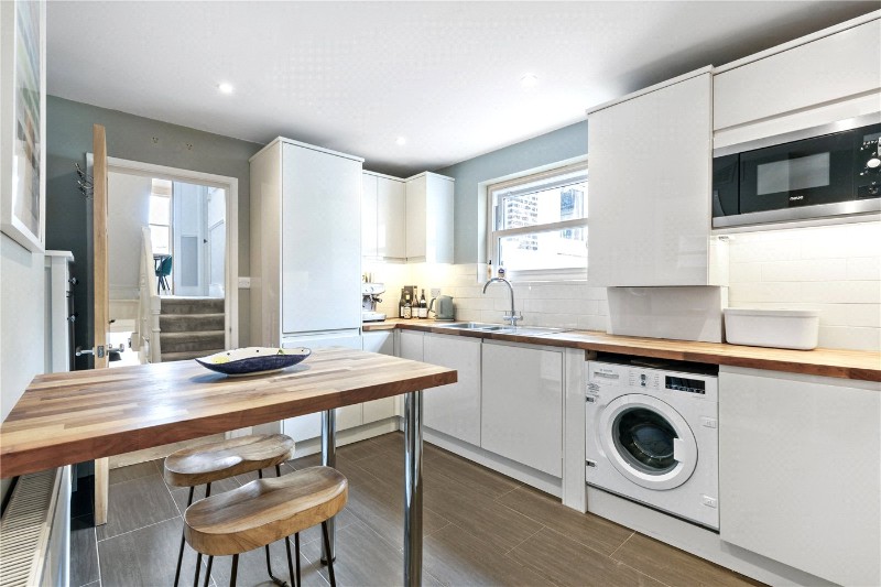 Avenell Road, London, N5