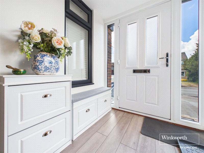 Wintringham Way, Purley on Thames, Reading, Berkshire, RG8