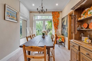 The Ridgeway, London, NW11