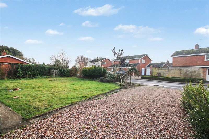 Old Hall Gardens, Brooke, Norwich, Norfolk, NR15