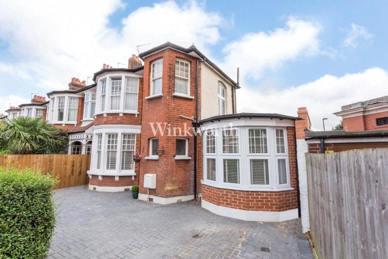 Riverway, London, N13