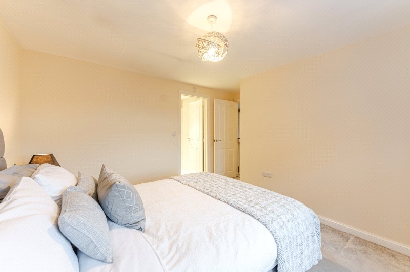 Magnolia Drive, Whitnash, Leamington Spa, Warwickshire, CV31