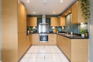 Scott Avenue, London, SW15