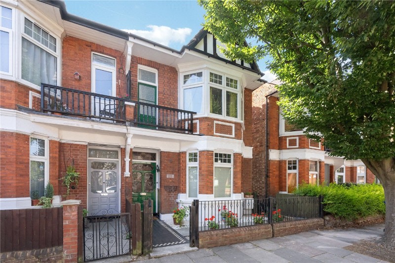 Whitehall Gardens, London, W3