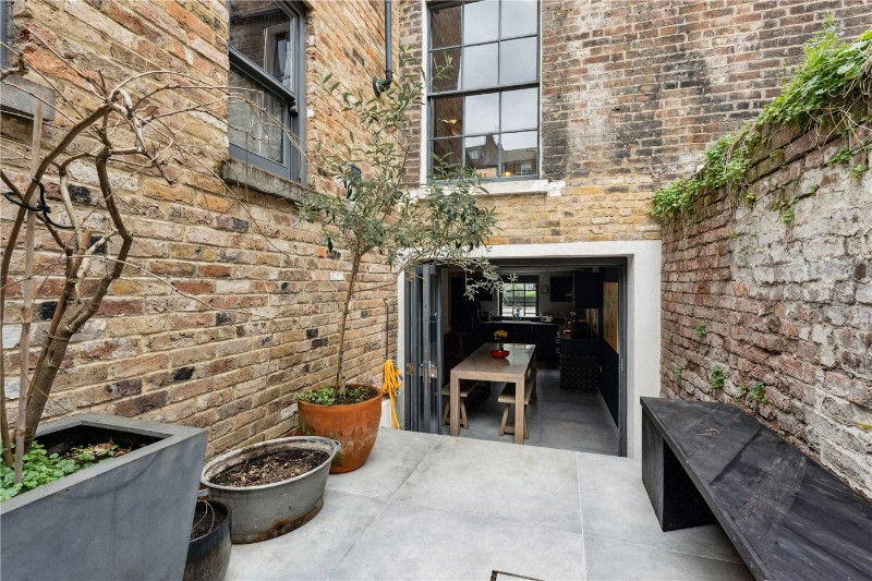 Lonsdale Road, London, W11