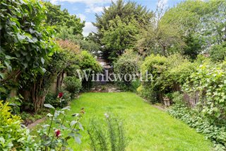 Caversham Avenue, London, N13