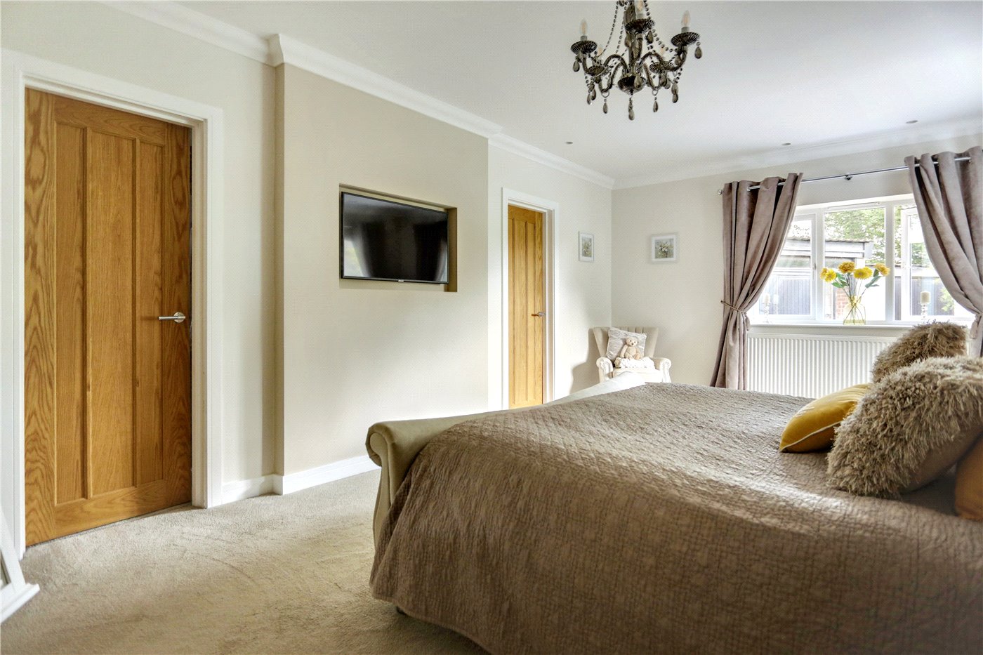 Main Bedroom