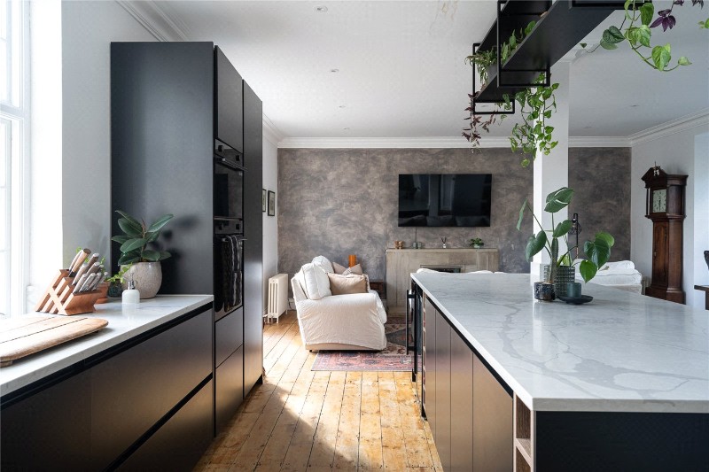 Hillside Road, London, SW2