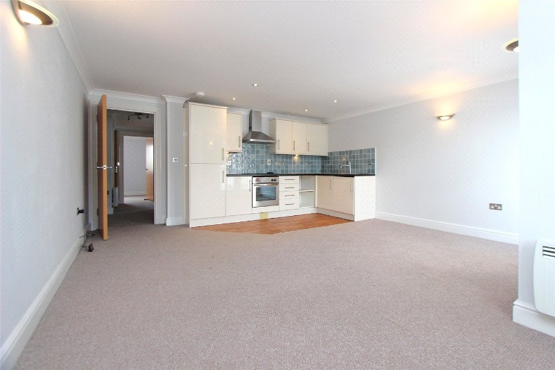 Glendale Gardens, Leigh-on-Sea, SS9