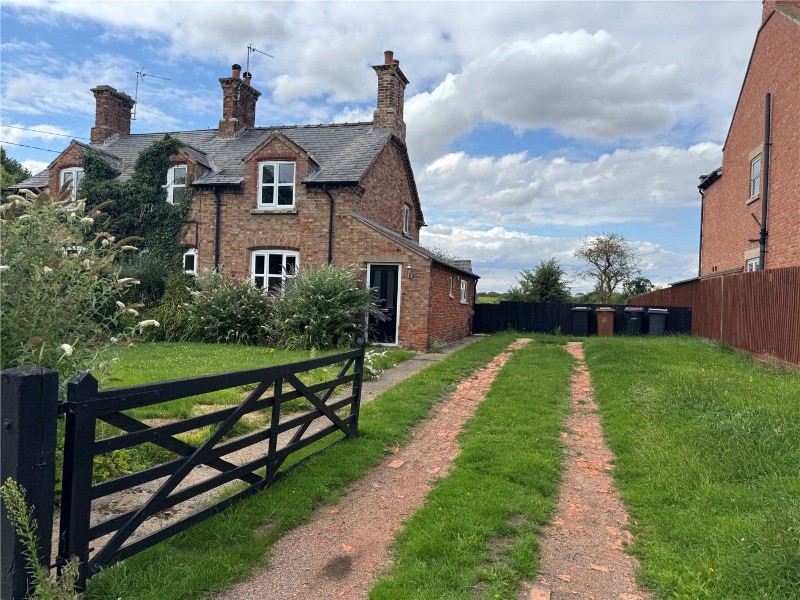 Main Street, Swarby, Sleaford, NG34