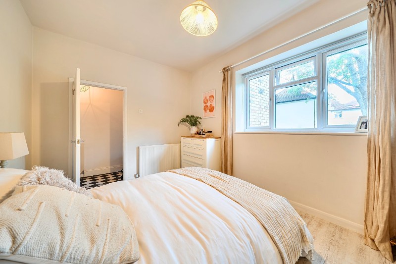 Thicket Road, London, United Kingdom, SE20