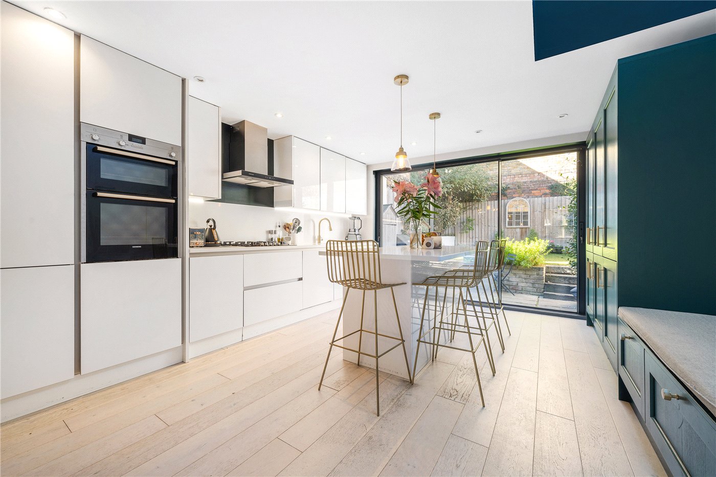 Kitchen/Dining