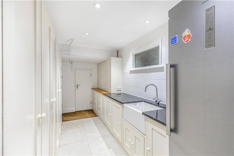 Castelnau, Barnes, London, SW13
