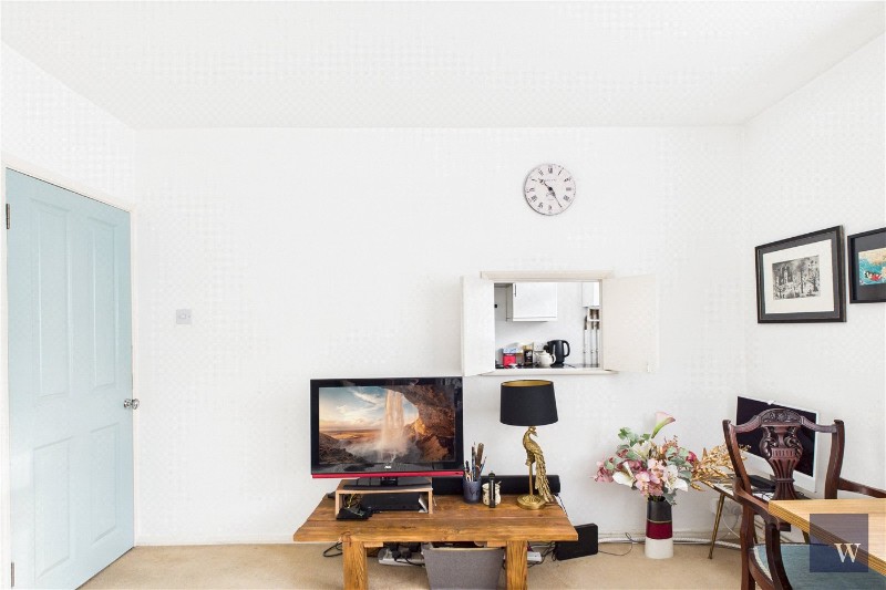 Streatham High Road, London, SW16