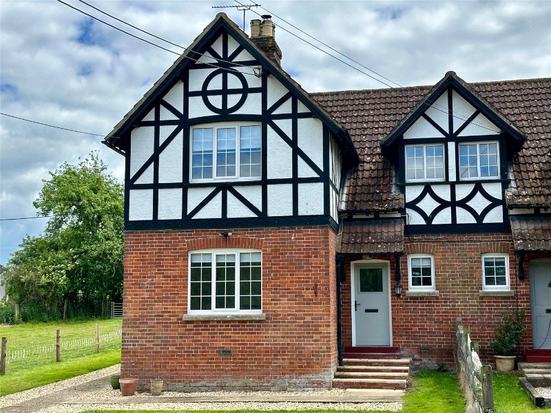 Horsebridge Farm Cottages, Kings Somborne, Stockbridge, Hampshire, SO20